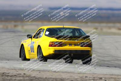 media/Oct-26-2025-CalClub SCCA (Sun) [[8ce1e69566]]/Group 2/Grapevine/